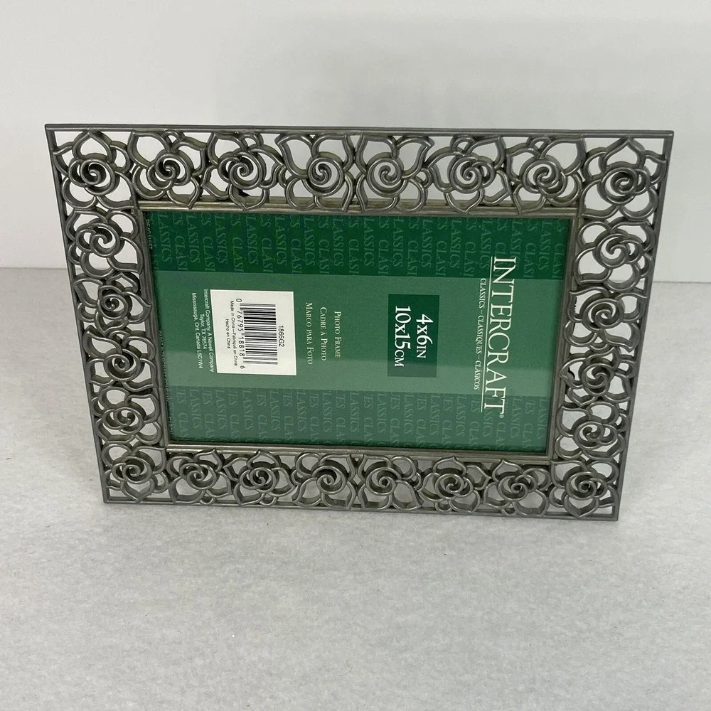 Intercraft Decorative Silvertone Floral Metal Cutout frame 4x6 With Glass